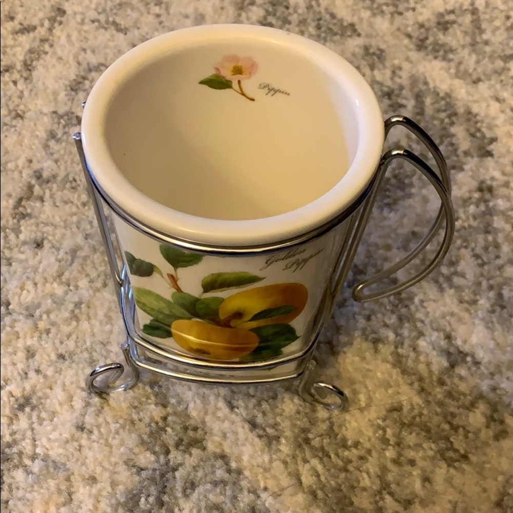 Lemon Container